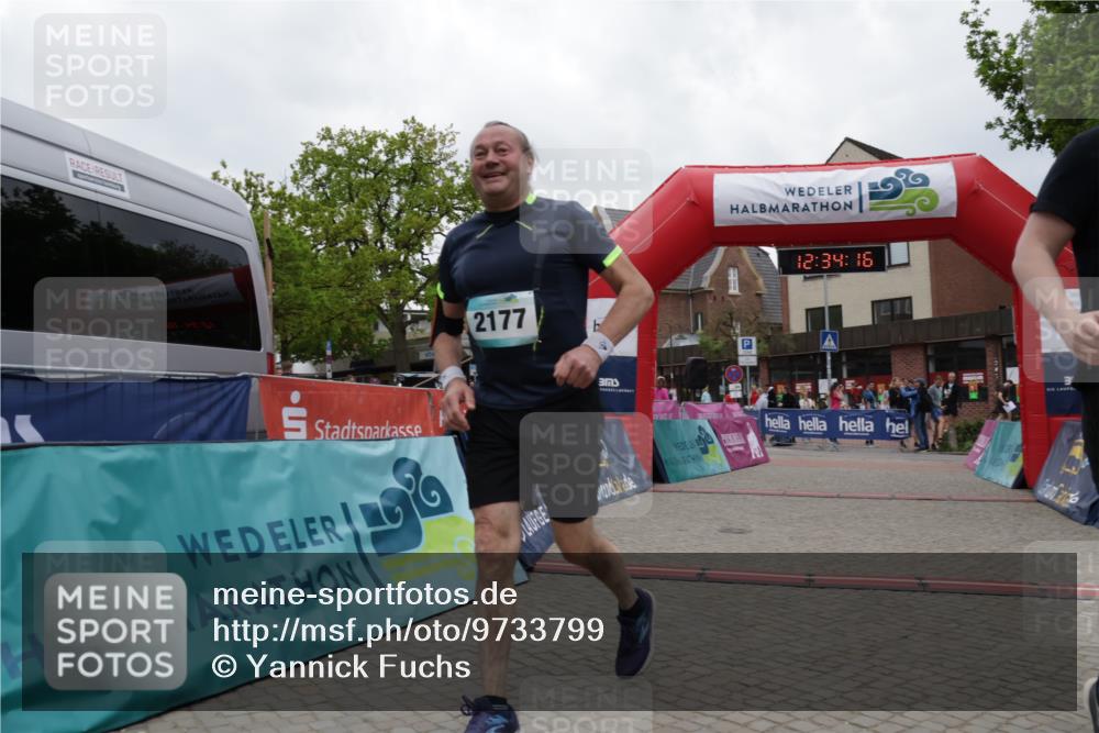 10.05.2026 - 8. Wedeler Halbmarathon Yannick Fuchs http://msf.ph/oto/9733799 10.05.2026 12:34:14 Ziel 528, 2177 meine-sportfotos.de
