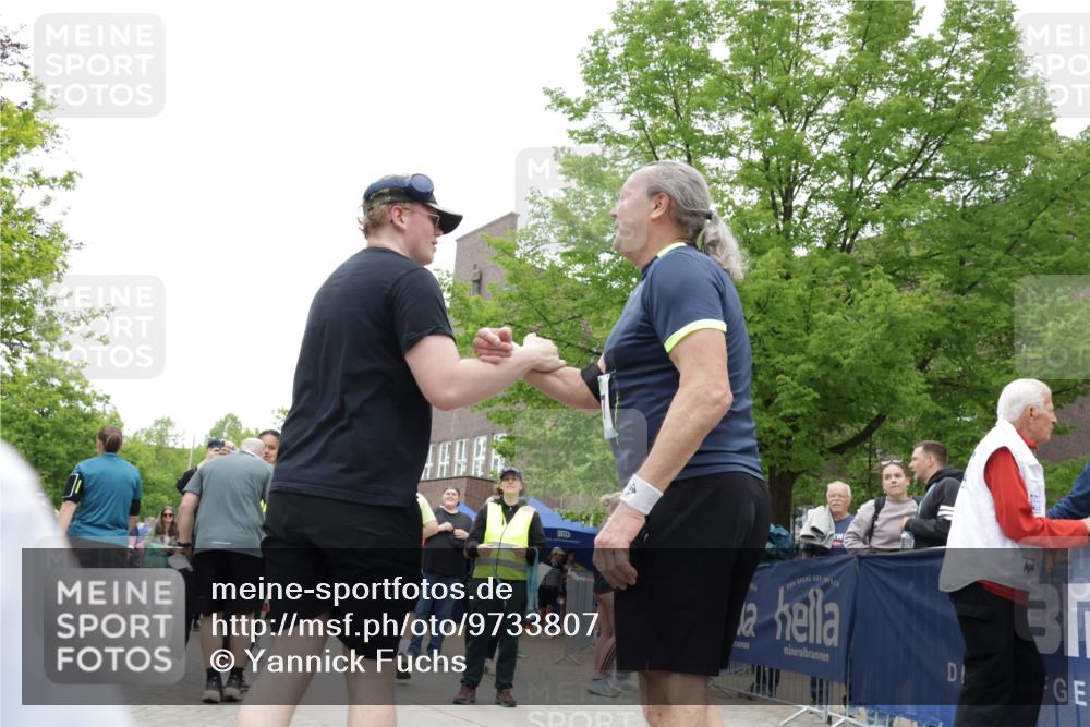 10.05.2026 - 8. Wedeler Halbmarathon Yannick Fuchs http://msf.ph/oto/9733807 10.05.2026 12:34:17 Ziel 528, 2177 meine-sportfotos.de