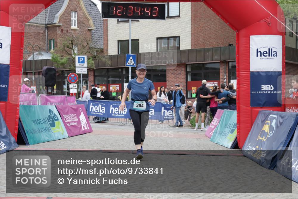 10.05.2026 - 8. Wedeler Halbmarathon Yannick Fuchs http://msf.ph/oto/9733841 10.05.2026 12:34:41 Ziel 304 meine-sportfotos.de