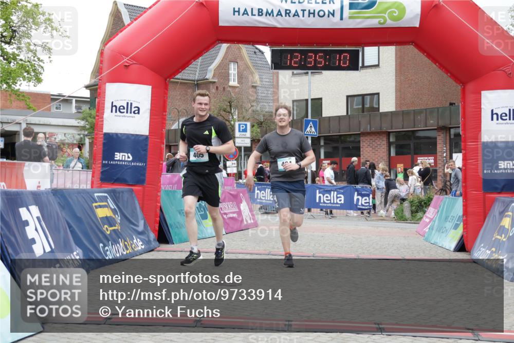 10.05.2026 - 8. Wedeler Halbmarathon Yannick Fuchs http://msf.ph/oto/9733914 10.05.2026 12:35:08 Ziel 404, 405 meine-sportfotos.de