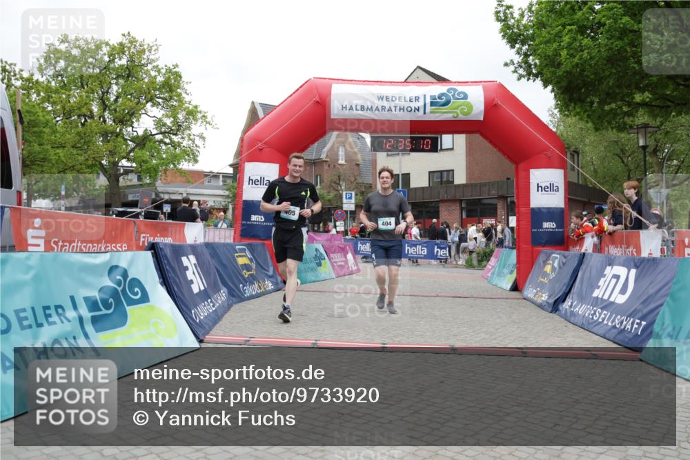10.05.2026 - 8. Wedeler Halbmarathon Yannick Fuchs http://msf.ph/oto/9733920 10.05.2026 12:35:08 Ziel 404, 405 meine-sportfotos.de