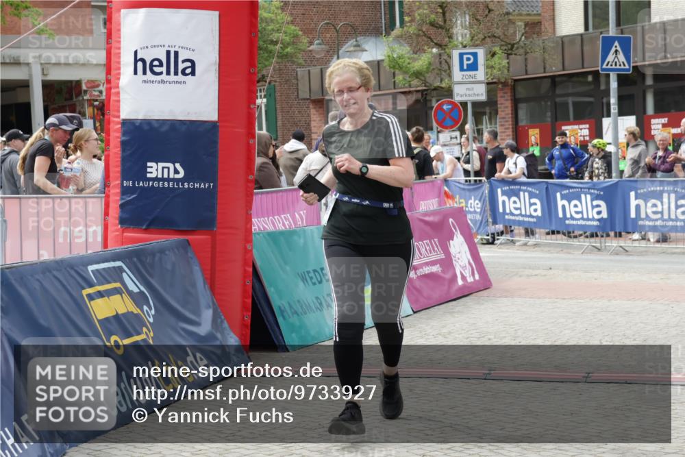 10.05.2026 - 8. Wedeler Halbmarathon Yannick Fuchs http://msf.ph/oto/9733927 10.05.2026 11:50:45 Ziel 36, 596, 606 meine-sportfotos.de