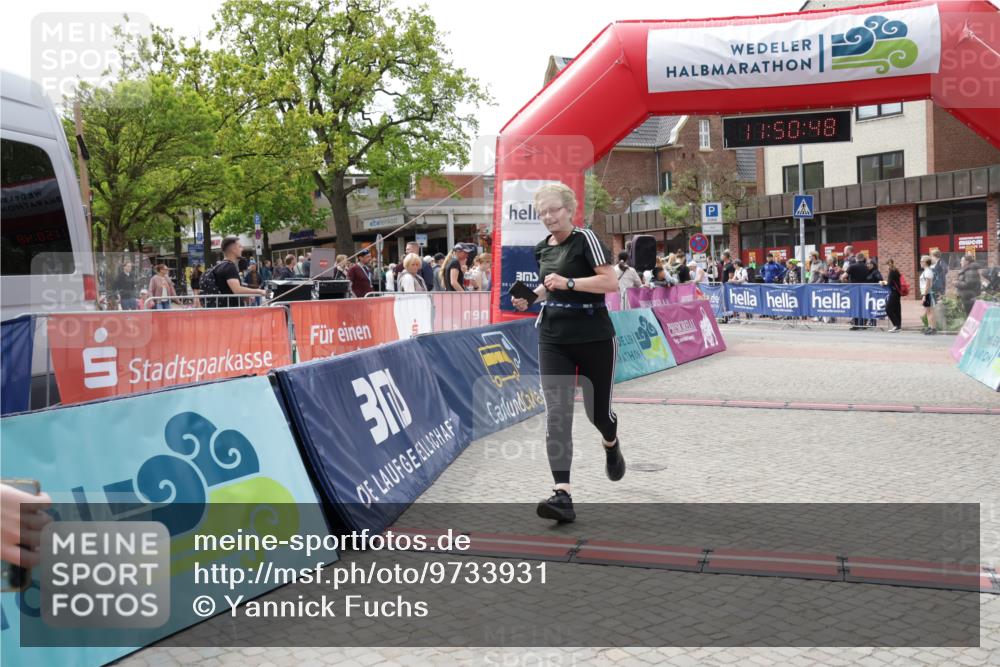 10.05.2026 - 8. Wedeler Halbmarathon Yannick Fuchs http://msf.ph/oto/9733931 10.05.2026 11:50:46 Ziel 36, 596, 606 meine-sportfotos.de