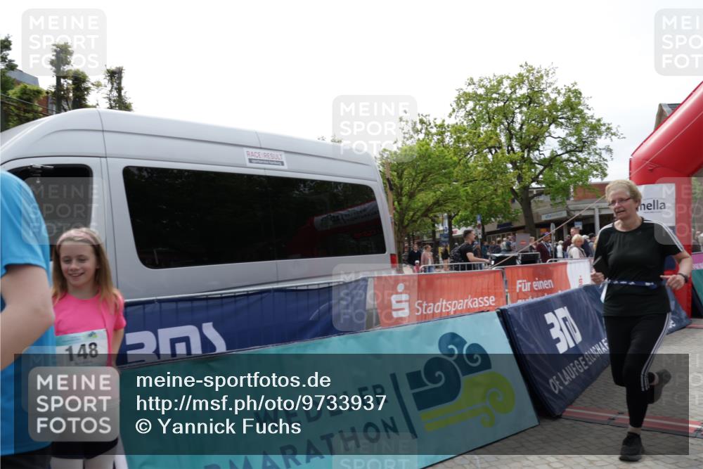 10.05.2026 - 8. Wedeler Halbmarathon Yannick Fuchs http://msf.ph/oto/9733937 10.05.2026 11:50:46 Ziel 36, 596, 606 meine-sportfotos.de