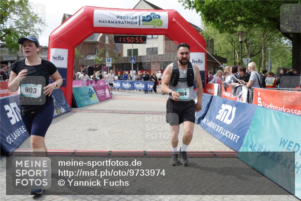 10.05.2026 - 8. Wedeler Halbmarathon Yannick Fuchs http://msf.ph/oto/9733974 10.05.2026 11:50:53 Ziel 94, 364, 903, 905 meine-sportfotos.de