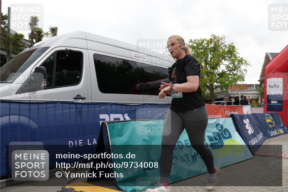 10.05.2026 - 8. Wedeler Halbmarathon Yannick Fuchs http://msf.ph/oto/9734008 10.05.2026 12:35:54 Ziel 253 meine-sportfotos.de