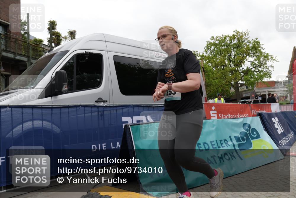 10.05.2026 - 8. Wedeler Halbmarathon Yannick Fuchs http://msf.ph/oto/9734010 10.05.2026 12:35:54 Ziel 253 meine-sportfotos.de