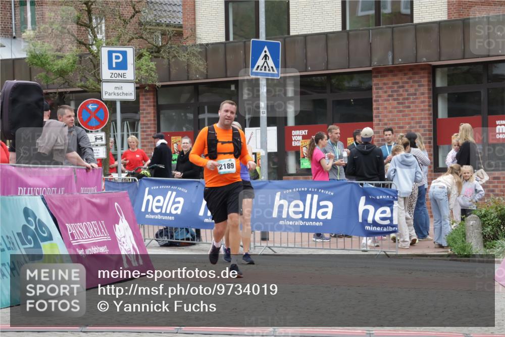 10.05.2026 - 8. Wedeler Halbmarathon Yannick Fuchs http://msf.ph/oto/9734019 10.05.2026 12:37:02 Ziel 2189 meine-sportfotos.de