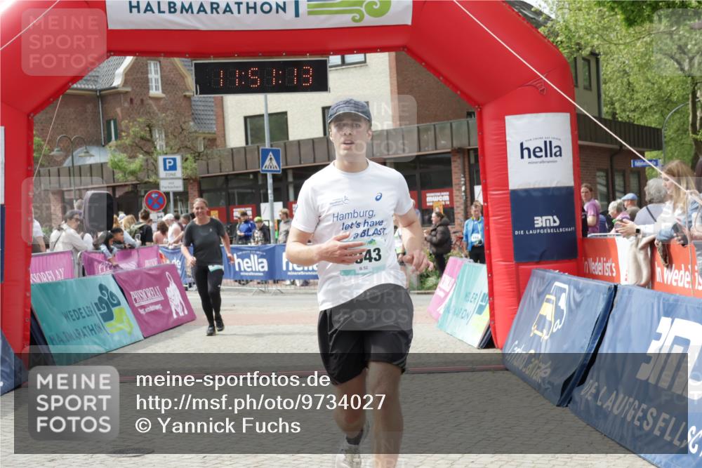 10.05.2026 - 8. Wedeler Halbmarathon Yannick Fuchs http://msf.ph/oto/9734027 10.05.2026 11:51:12 Ziel 249, 2043 meine-sportfotos.de