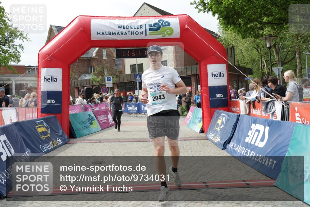 10.05.2026 - 8. Wedeler Halbmarathon Yannick Fuchs http://msf.ph/oto/9734031 10.05.2026 11:51:12 Ziel 249, 2043 meine-sportfotos.de