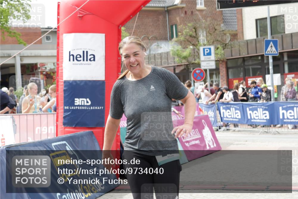 10.05.2026 - 8. Wedeler Halbmarathon Yannick Fuchs http://msf.ph/oto/9734040 10.05.2026 11:51:15 Ziel 249, 2043 meine-sportfotos.de