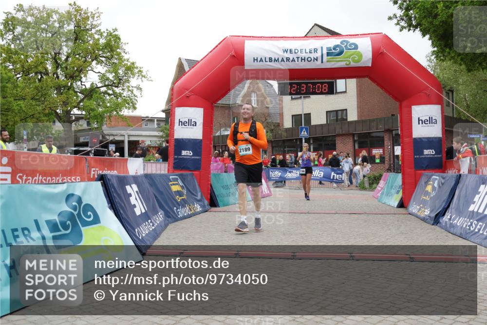 10.05.2026 - 8. Wedeler Halbmarathon Yannick Fuchs http://msf.ph/oto/9734050 10.05.2026 12:37:06 Ziel 2189 meine-sportfotos.de