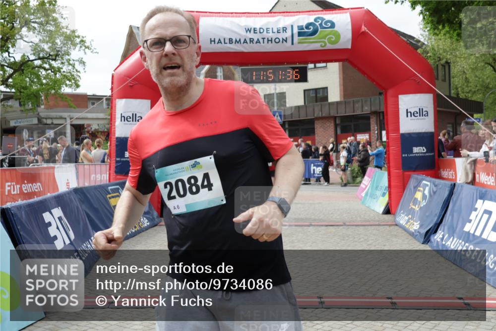 10.05.2026 - 8. Wedeler Halbmarathon Yannick Fuchs http://msf.ph/oto/9734086 10.05.2026 11:51:34 Ziel 710, 1020, 2084 meine-sportfotos.de