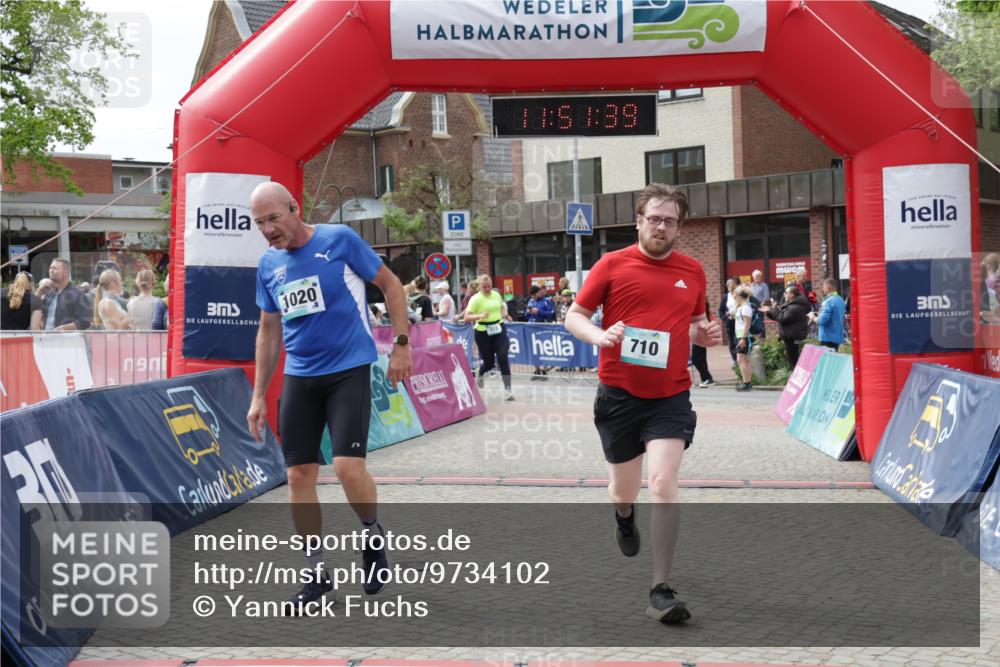 10.05.2026 - 8. Wedeler Halbmarathon Yannick Fuchs http://msf.ph/oto/9734102 10.05.2026 11:51:37 Ziel 312, 710, 1020, 2084 meine-sportfotos.de