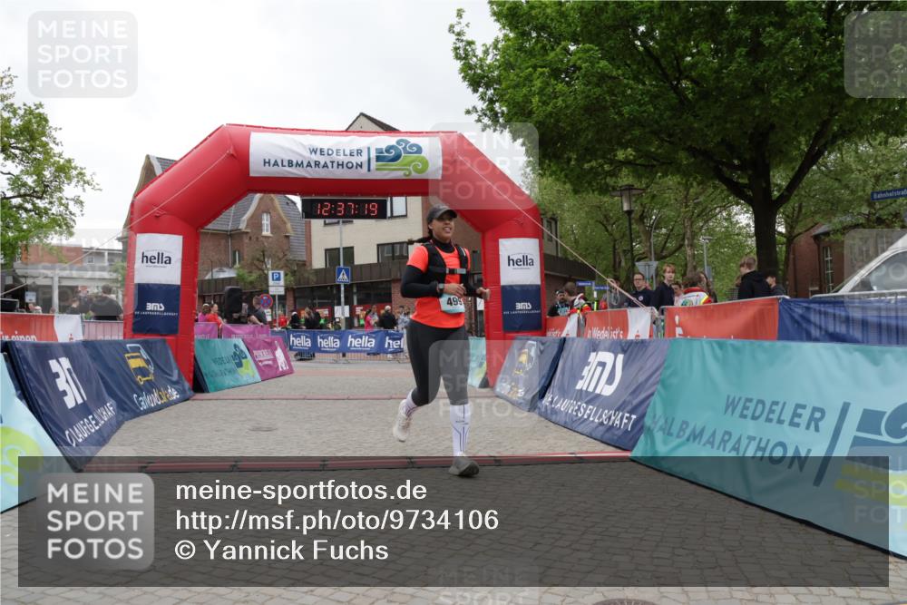 10.05.2026 - 8. Wedeler Halbmarathon Yannick Fuchs http://msf.ph/oto/9734106 10.05.2026 12:37:17 Ziel 499 meine-sportfotos.de