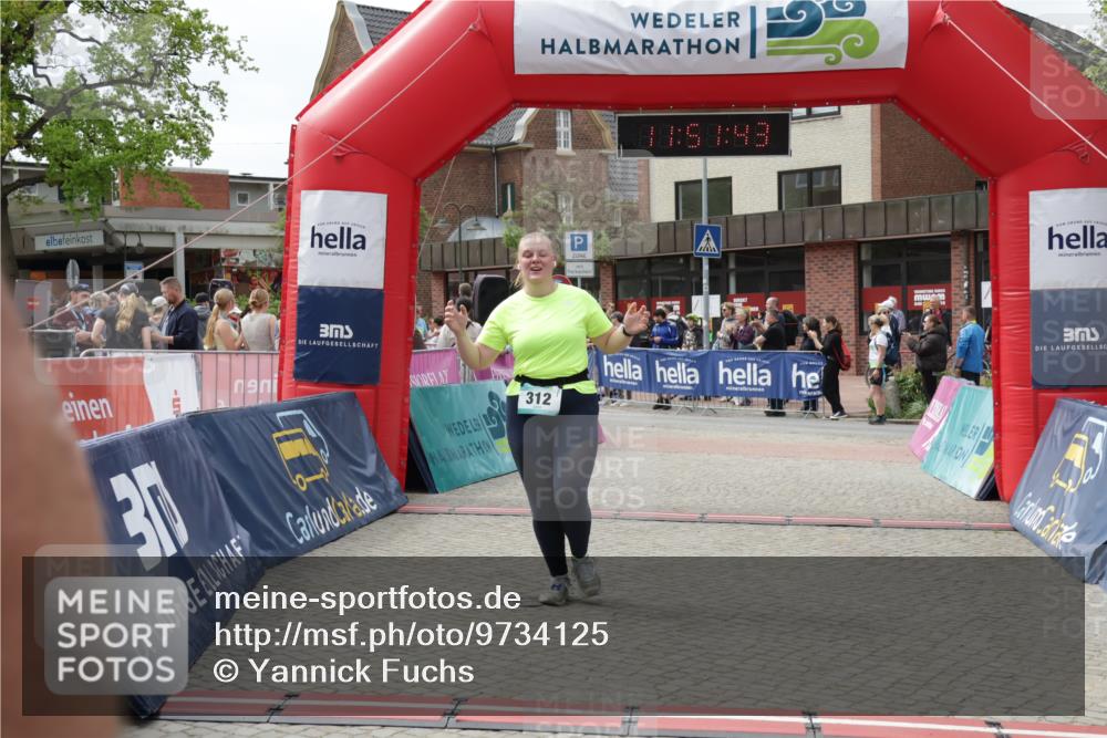 10.05.2026 - 8. Wedeler Halbmarathon Yannick Fuchs http://msf.ph/oto/9734125 10.05.2026 11:51:41 Ziel 312, 710 meine-sportfotos.de