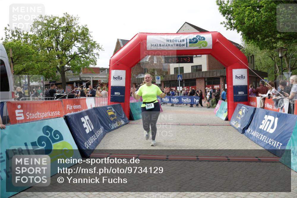 10.05.2026 - 8. Wedeler Halbmarathon Yannick Fuchs http://msf.ph/oto/9734129 10.05.2026 11:51:41 Ziel 312, 710 meine-sportfotos.de