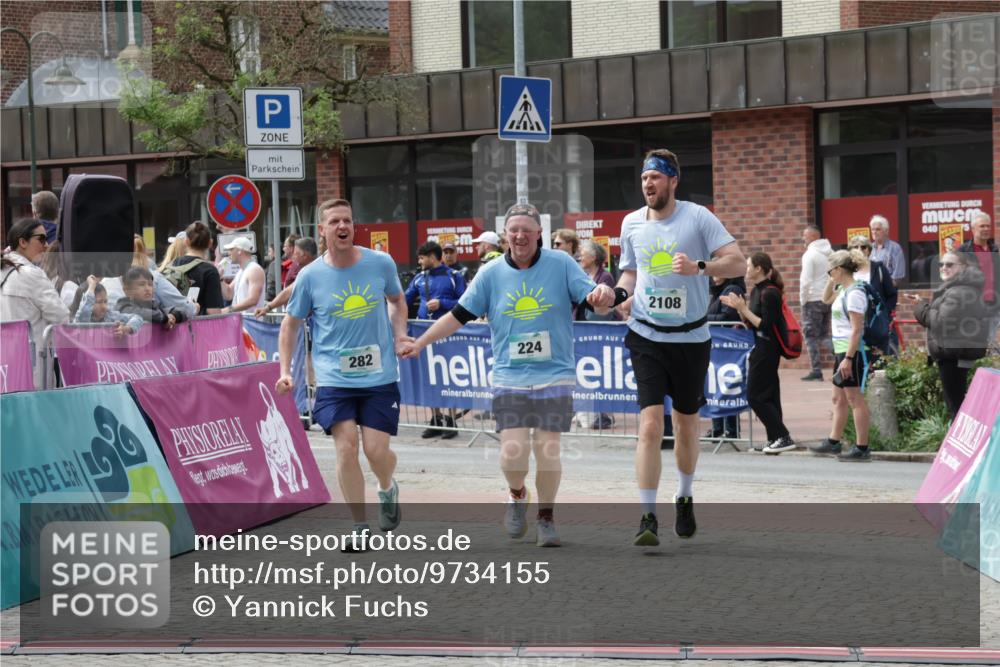 10.05.2026 - 8. Wedeler Halbmarathon Yannick Fuchs http://msf.ph/oto/9734155 10.05.2026 11:51:45 Ziel 224, 282, 312, 2108 meine-sportfotos.de