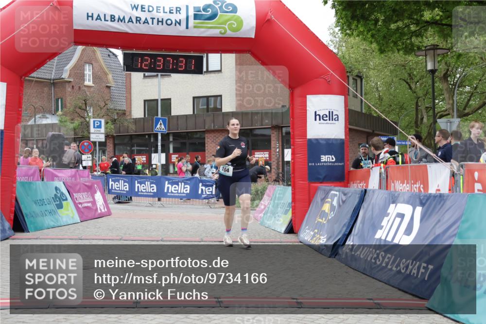 10.05.2026 - 8. Wedeler Halbmarathon Yannick Fuchs http://msf.ph/oto/9734166 10.05.2026 12:37:29 Ziel 104 meine-sportfotos.de