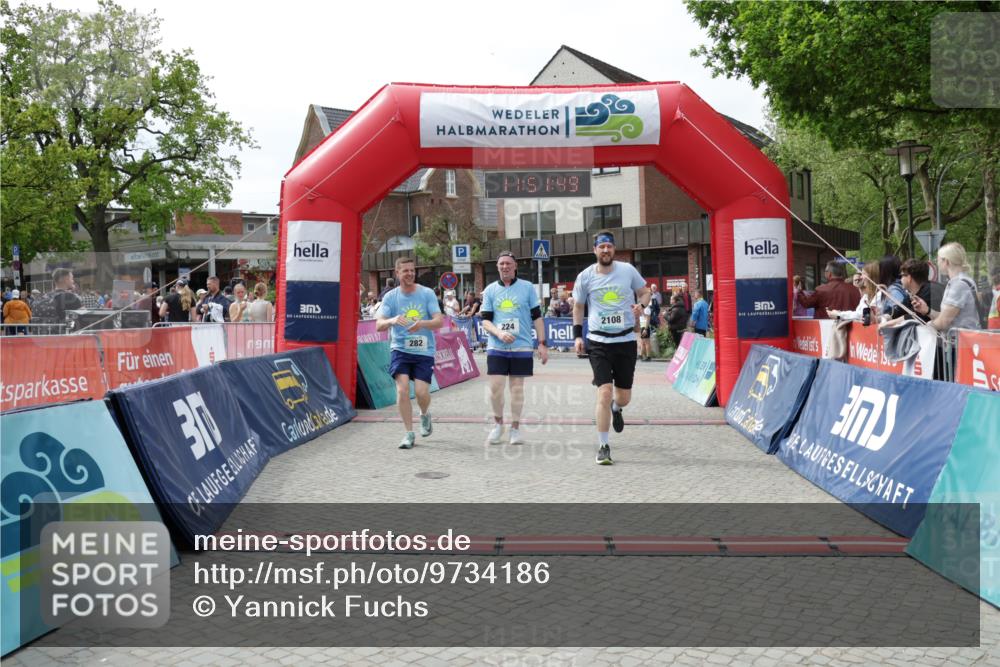 10.05.2026 - 8. Wedeler Halbmarathon Yannick Fuchs http://msf.ph/oto/9734186 10.05.2026 11:51:48 Ziel 224, 282, 2108, 2191 meine-sportfotos.de
