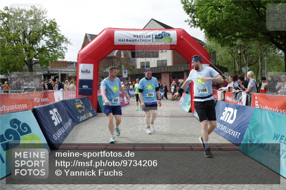 10.05.2026 - 8. Wedeler Halbmarathon Yannick Fuchs http://msf.ph/oto/9734206 10.05.2026 11:51:49 Ziel 224, 282, 489, 2108, 2191 meine-sportfotos.de