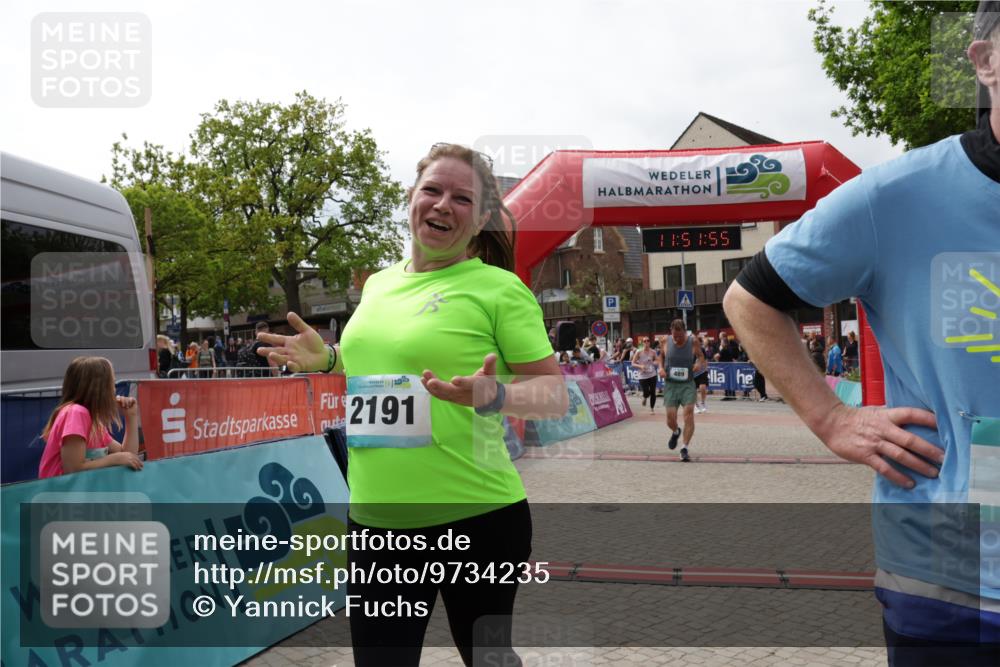 10.05.2026 - 8. Wedeler Halbmarathon Yannick Fuchs http://msf.ph/oto/9734235 10.05.2026 11:51:53 Ziel 224, 489, 675, 676, 2108, 2191 meine-sportfotos.de