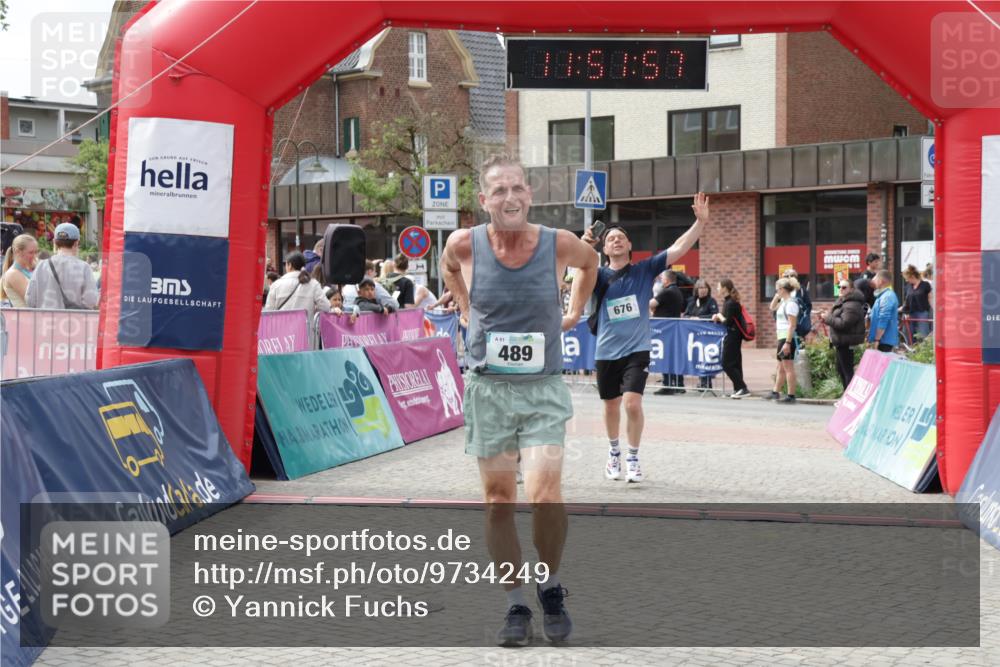 10.05.2026 - 8. Wedeler Halbmarathon Yannick Fuchs http://msf.ph/oto/9734249 10.05.2026 11:51:56 Ziel 489, 652, 675, 676, 2191 meine-sportfotos.de