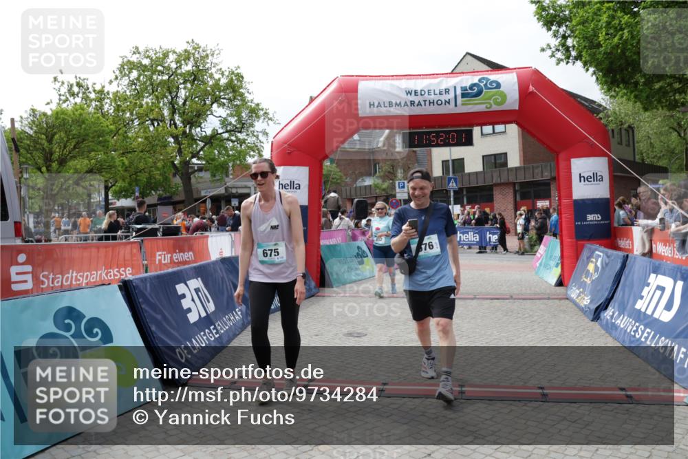 10.05.2026 - 8. Wedeler Halbmarathon Yannick Fuchs http://msf.ph/oto/9734284 10.05.2026 11:51:59 Ziel 201, 489, 652, 675, 676 meine-sportfotos.de