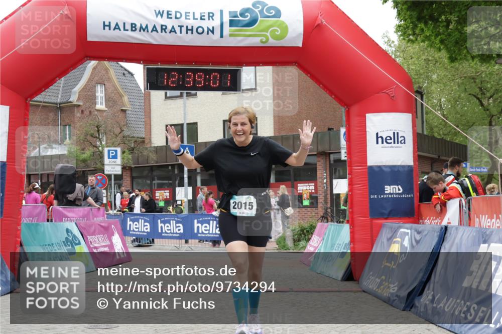 10.05.2026 - 8. Wedeler Halbmarathon Yannick Fuchs http://msf.ph/oto/9734294 10.05.2026 12:38:59 Ziel 2015 meine-sportfotos.de