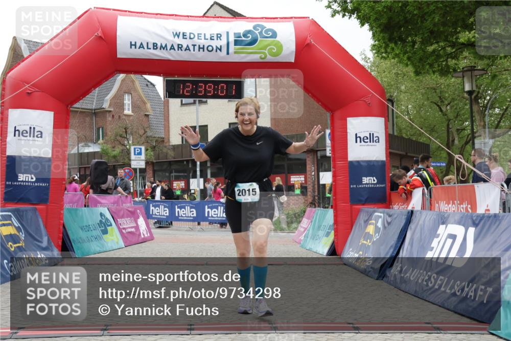 10.05.2026 - 8. Wedeler Halbmarathon Yannick Fuchs http://msf.ph/oto/9734298 10.05.2026 12:38:59 Ziel 2015 meine-sportfotos.de