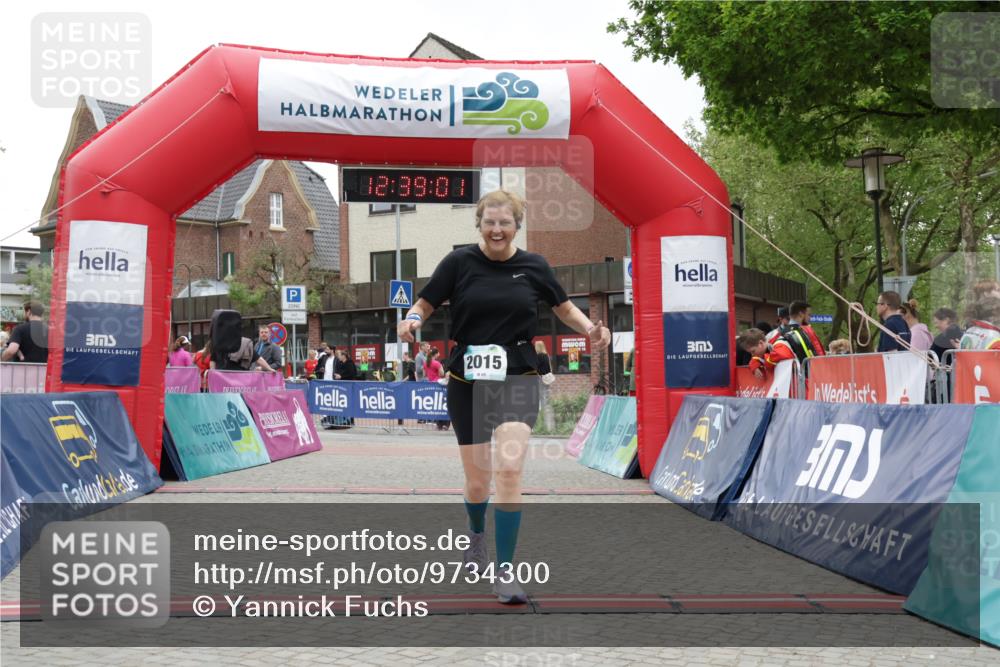 10.05.2026 - 8. Wedeler Halbmarathon Yannick Fuchs http://msf.ph/oto/9734300 10.05.2026 12:38:59 Ziel 2015 meine-sportfotos.de