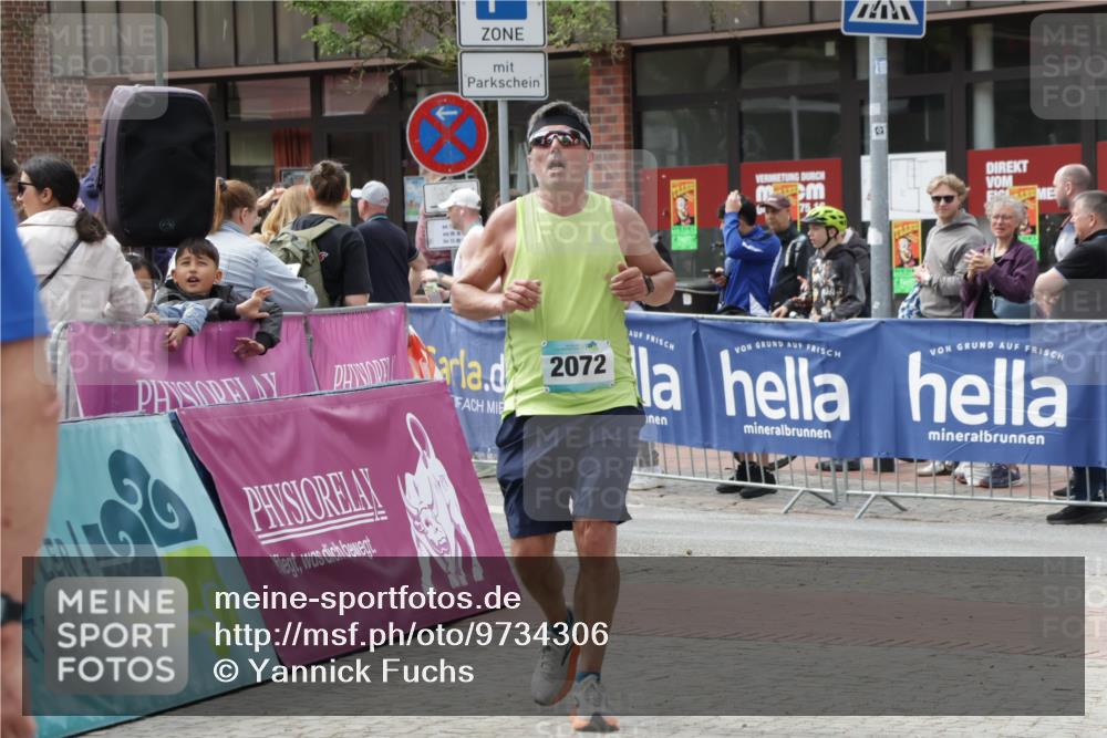 10.05.2026 - 8. Wedeler Halbmarathon Yannick Fuchs http://msf.ph/oto/9734306 10.05.2026 11:52:06 Ziel 201, 2072 meine-sportfotos.de