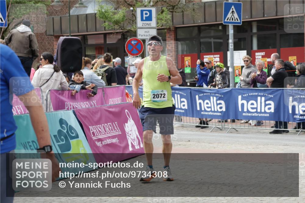 10.05.2026 - 8. Wedeler Halbmarathon Yannick Fuchs http://msf.ph/oto/9734308 10.05.2026 11:52:06 Ziel 201, 2072 meine-sportfotos.de