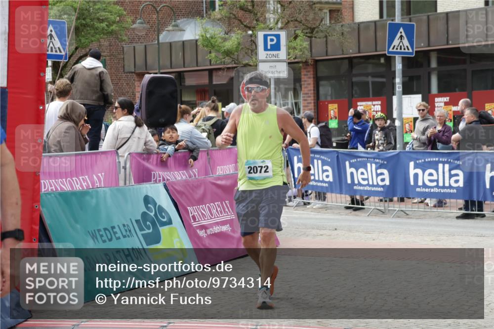 10.05.2026 - 8. Wedeler Halbmarathon Yannick Fuchs http://msf.ph/oto/9734314 10.05.2026 11:52:07 Ziel 201, 2072 meine-sportfotos.de