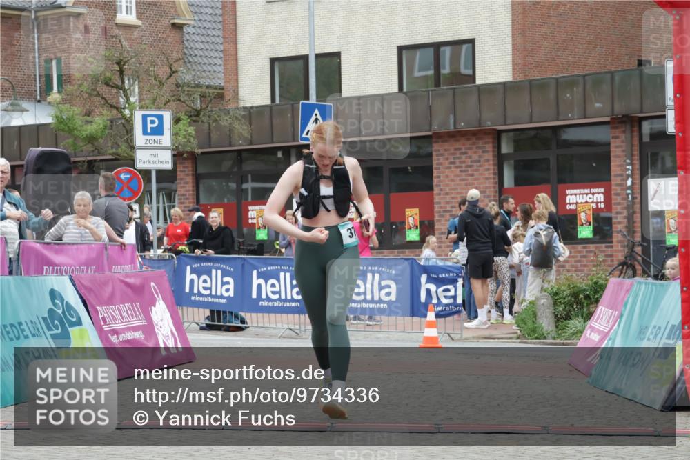 10.05.2026 - 8. Wedeler Halbmarathon Yannick Fuchs http://msf.ph/oto/9734336 10.05.2026 12:39:23 Ziel 373 meine-sportfotos.de