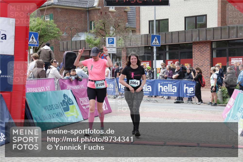 10.05.2026 - 8. Wedeler Halbmarathon Yannick Fuchs http://msf.ph/oto/9734341 10.05.2026 11:52:12 Ziel 2064, 2072, 2109 meine-sportfotos.de
