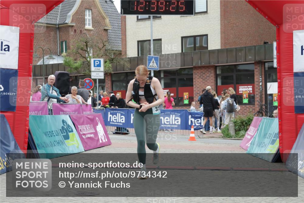 10.05.2026 - 8. Wedeler Halbmarathon Yannick Fuchs http://msf.ph/oto/9734342 10.05.2026 12:39:23 Ziel 373 meine-sportfotos.de