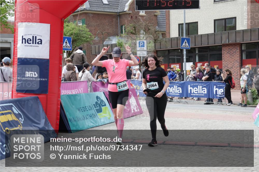 10.05.2026 - 8. Wedeler Halbmarathon Yannick Fuchs http://msf.ph/oto/9734347 10.05.2026 11:52:13 Ziel 2064, 2072, 2109 meine-sportfotos.de