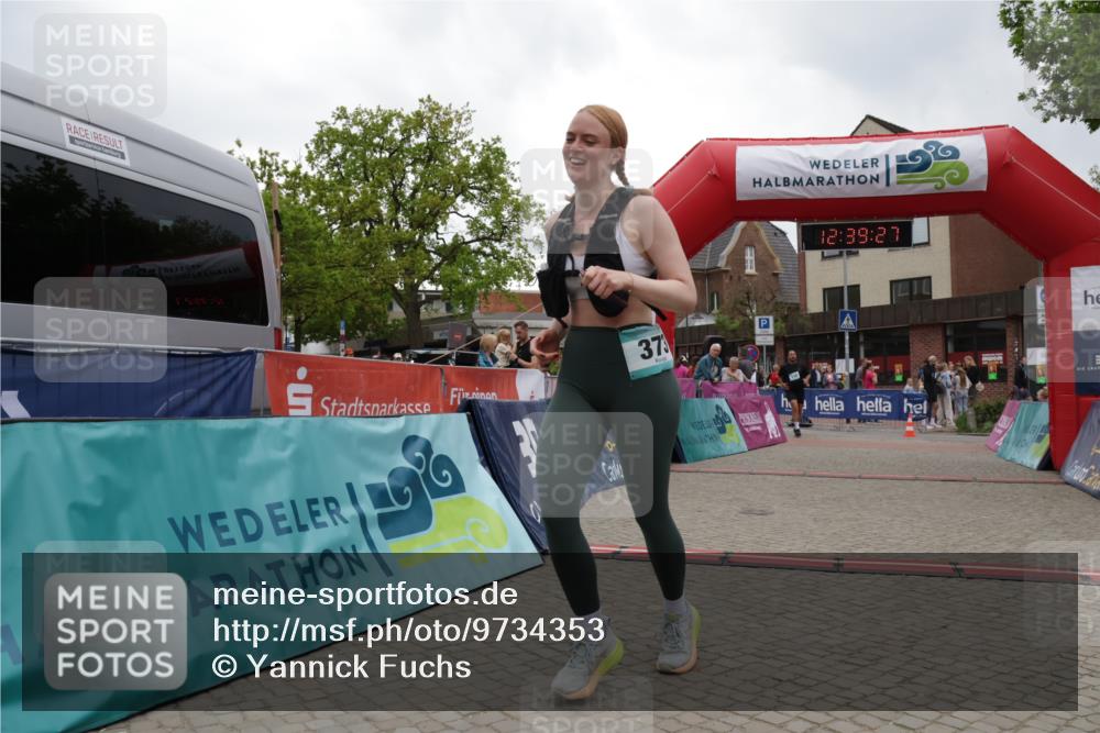 10.05.2026 - 8. Wedeler Halbmarathon Yannick Fuchs http://msf.ph/oto/9734353 10.05.2026 12:39:25 Ziel 118, 373 meine-sportfotos.de
