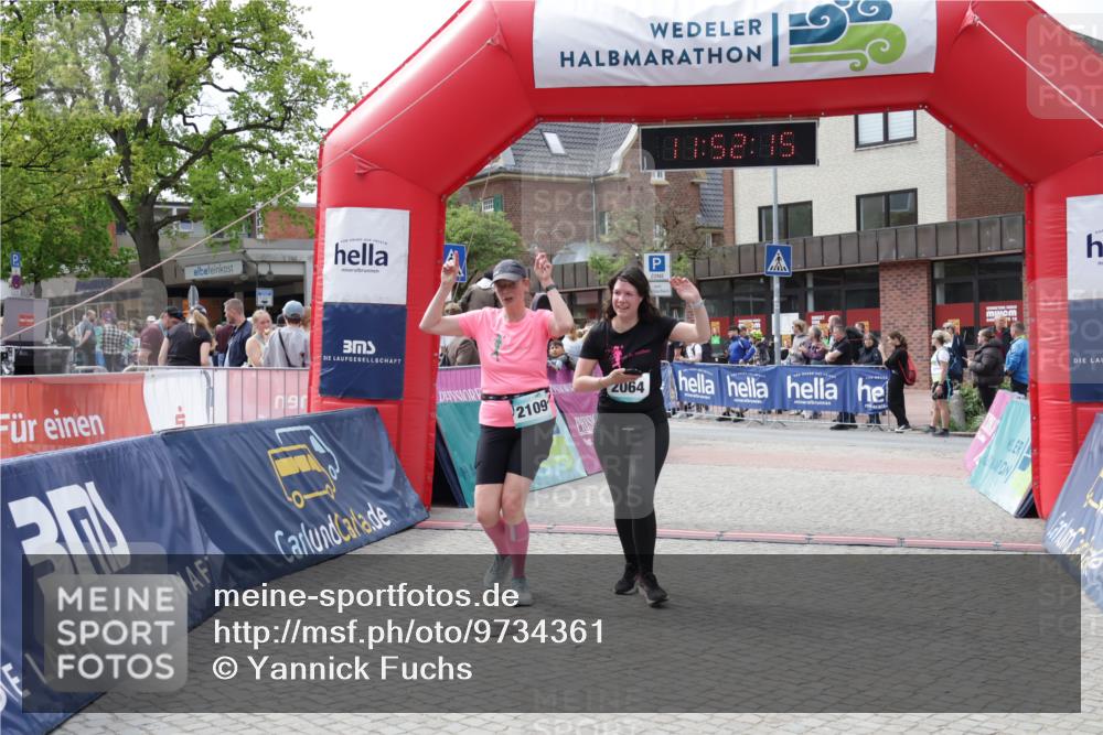 10.05.2026 - 8. Wedeler Halbmarathon Yannick Fuchs http://msf.ph/oto/9734361 10.05.2026 11:52:14 Ziel 2064, 2072, 2109 meine-sportfotos.de