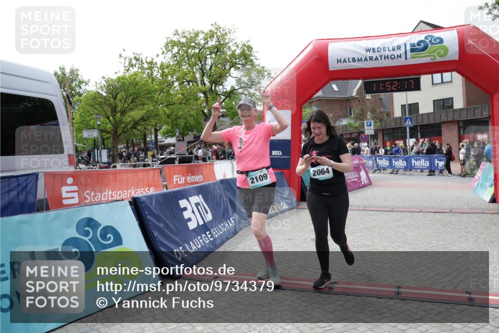 10.05.2026 - 8. Wedeler Halbmarathon Yannick Fuchs http://msf.ph/oto/9734379 10.05.2026 11:52:15 Ziel 2064, 2109 meine-sportfotos.de