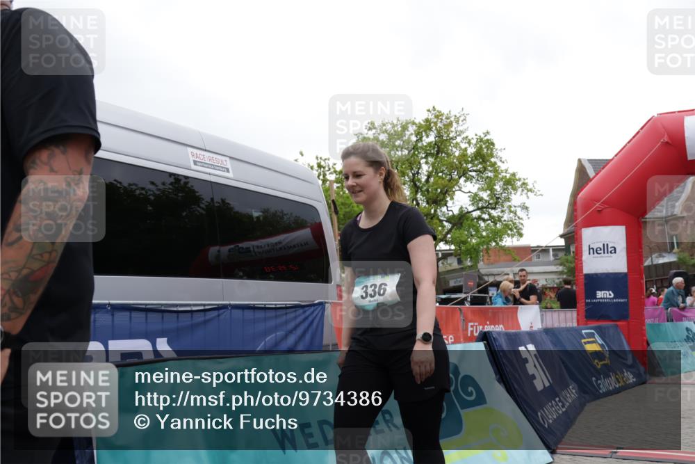 10.05.2026 - 8. Wedeler Halbmarathon Yannick Fuchs http://msf.ph/oto/9734386 10.05.2026 12:39:36 Ziel 336 meine-sportfotos.de