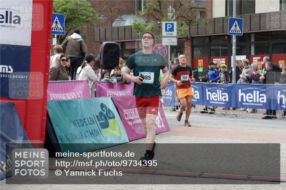 10.05.2026 - 8. Wedeler Halbmarathon Yannick Fuchs http://msf.ph/oto/9734395 10.05.2026 11:52:19 Ziel 152, 985, 2064 meine-sportfotos.de