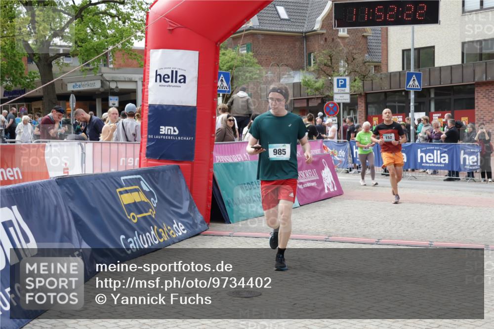 10.05.2026 - 8. Wedeler Halbmarathon Yannick Fuchs http://msf.ph/oto/9734402 10.05.2026 11:52:20 Ziel 152, 985 meine-sportfotos.de