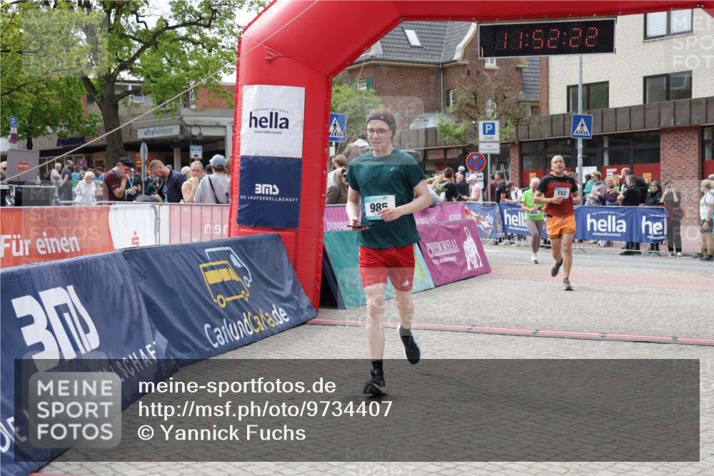 10.05.2026 - 8. Wedeler Halbmarathon Yannick Fuchs http://msf.ph/oto/9734407 10.05.2026 11:52:20 Ziel 152, 985 meine-sportfotos.de