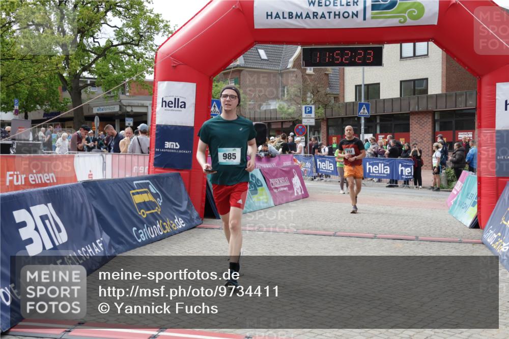10.05.2026 - 8. Wedeler Halbmarathon Yannick Fuchs http://msf.ph/oto/9734411 10.05.2026 11:52:21 Ziel 152, 456, 985 meine-sportfotos.de