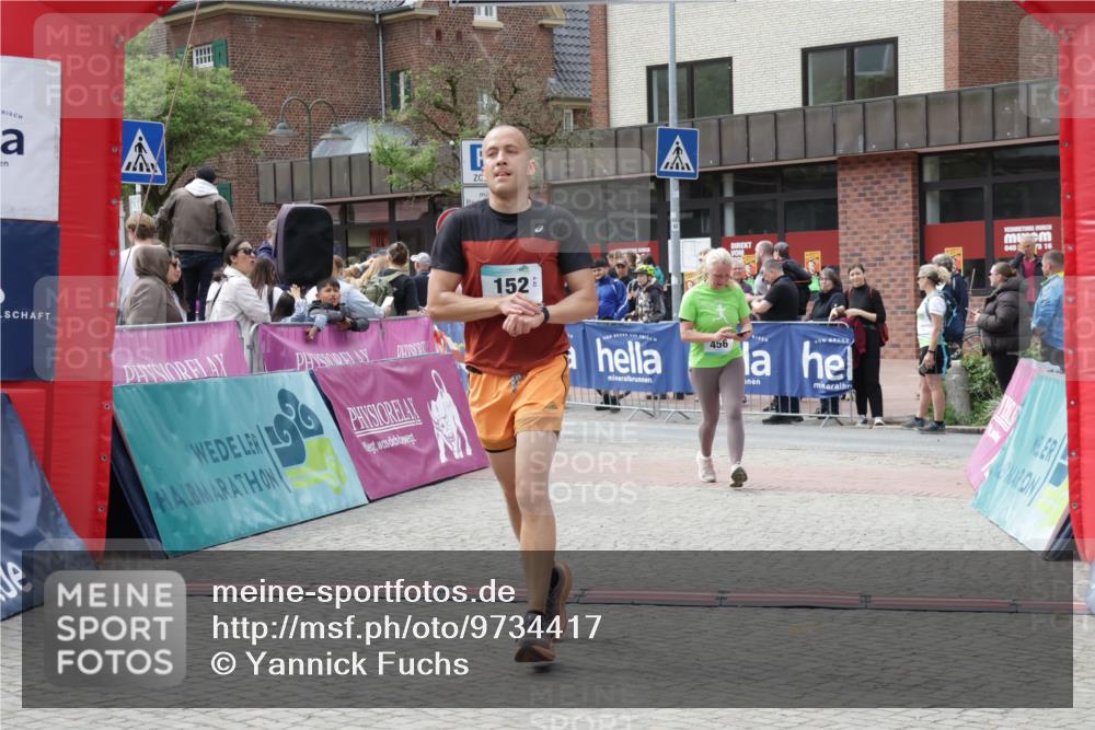 10.05.2026 - 8. Wedeler Halbmarathon Yannick Fuchs http://msf.ph/oto/9734417 10.05.2026 11:52:22 Ziel 152, 456, 985, 2143 meine-sportfotos.de