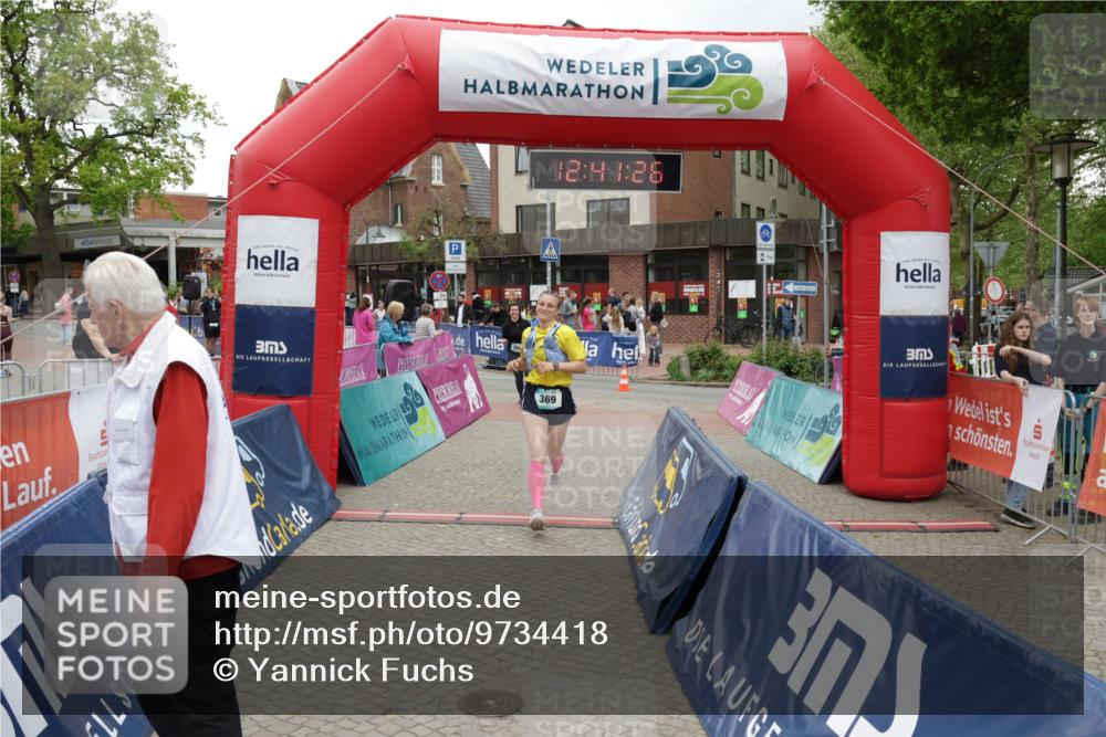 10.05.2026 - 8. Wedeler Halbmarathon Yannick Fuchs http://msf.ph/oto/9734418 10.05.2026 12:41:24 Ziel 205, 369 meine-sportfotos.de