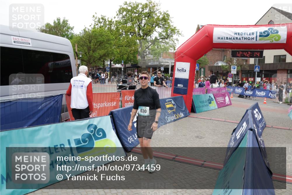 10.05.2026 - 8. Wedeler Halbmarathon Yannick Fuchs http://msf.ph/oto/9734459 10.05.2026 12:42:11 Ziel 630 meine-sportfotos.de