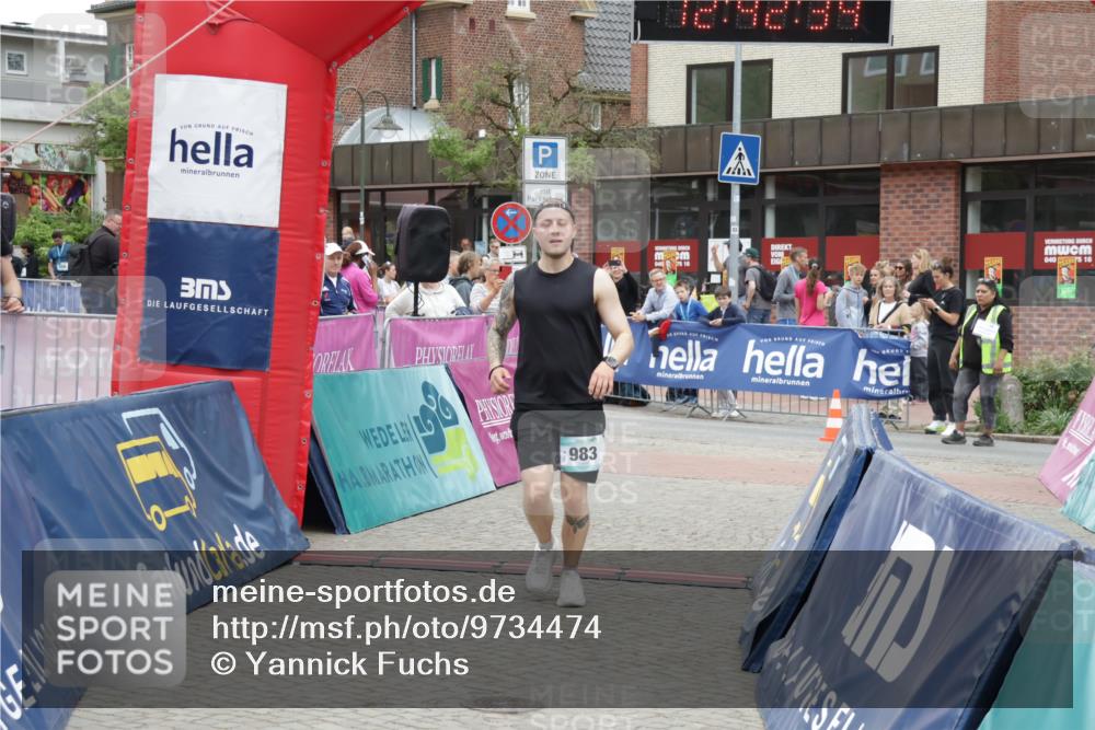 10.05.2026 - 8. Wedeler Halbmarathon Yannick Fuchs http://msf.ph/oto/9734474 10.05.2026 12:42:32 Ziel 983 meine-sportfotos.de